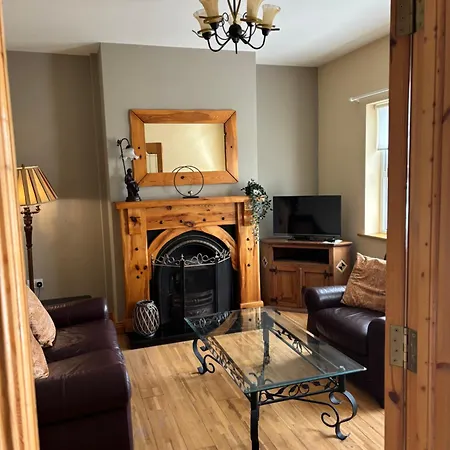 Lock Carrick on Shannon