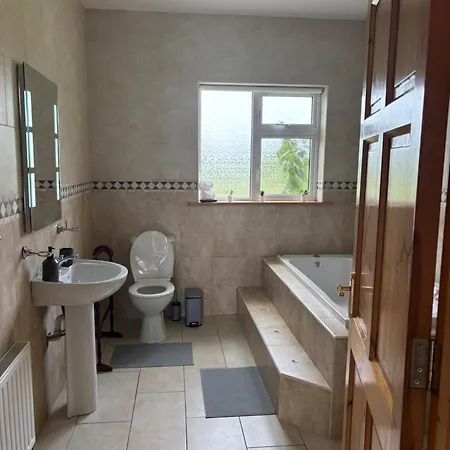 Lock 5 Minute Drive From Carrick on Shannon