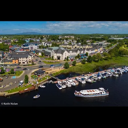 Lock بيت للعطل *