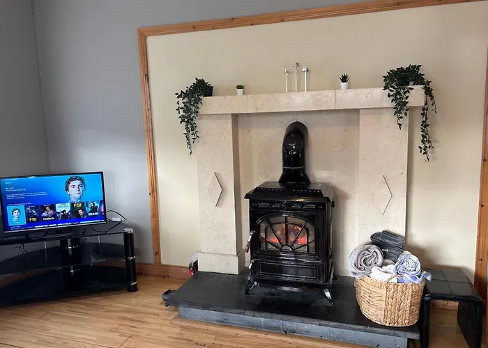 Lock Carrick on Shannon